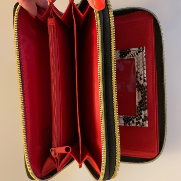 S & Co. Wallet - Picture 2 of 5